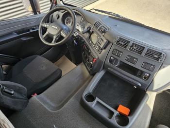 DAF CF 460 8x2/6 / FASSI 82 t/m CRANE / KRAN - 18.3 mtr